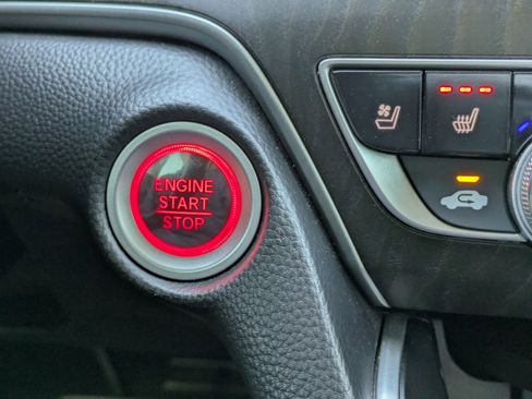 Used 2019 Honda Accord Touring image 28