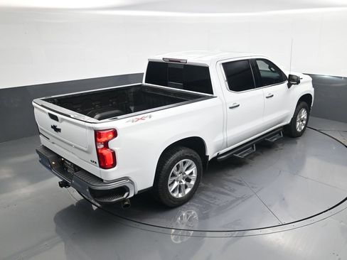 Used 2021 Chevrolet Silverado 1500 LTZ w/ LPO, Dark Essentials Package image 34