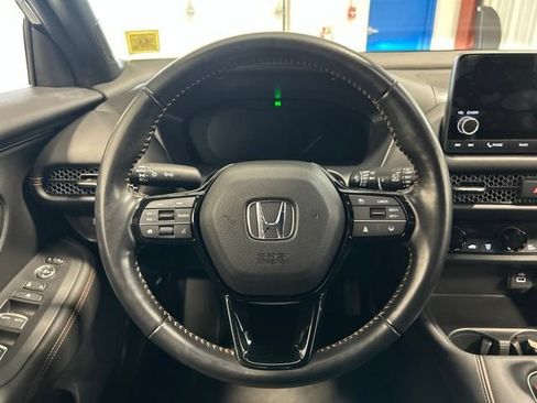 Certified 2025 Honda HR-V Sport image 17