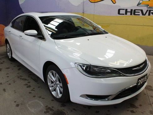 Used 2015 Chrysler 200 C w/ Sun/Sound Group FWD image 4