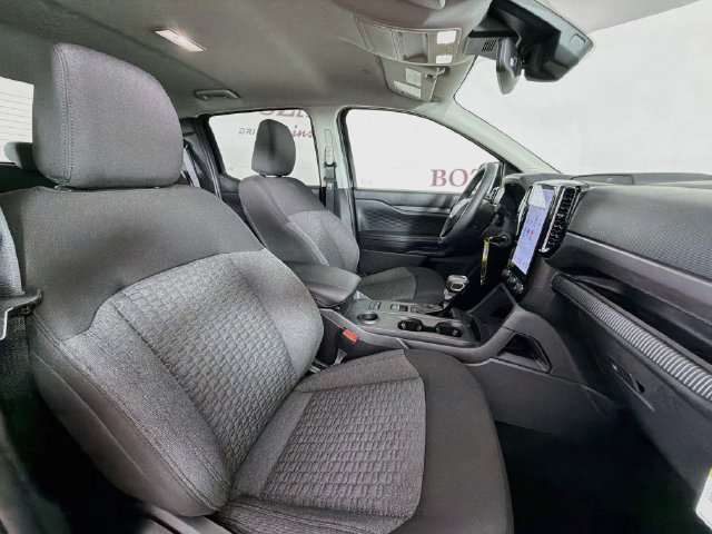 New 2026 Ford Ranger XLT w/ Black Appearance Package RWD image 32