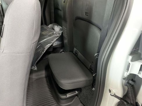 New 2026 Nissan Frontier S AWD/4WD image 9