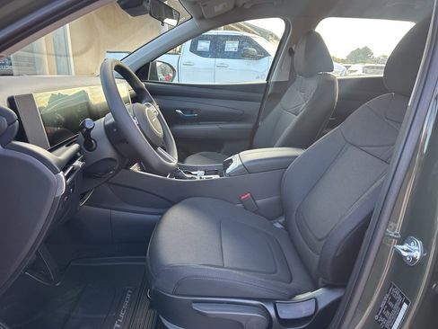 New 2026 Hyundai Tucson SE image 24