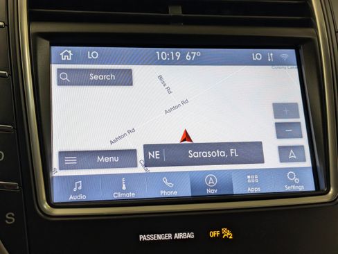 Used 2020 Lincoln Nautilus FWD w/ Equipment Group 101A image 30