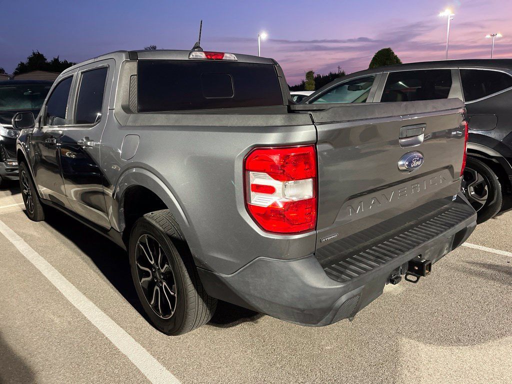 Used 2023 Ford Maverick Lariat FWD image 4