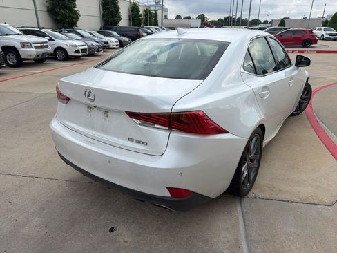 Used 2019 Lexus IS 300 w/ Premium Package RWD image 3
