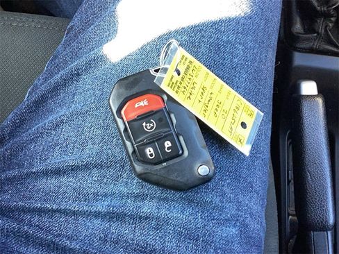 Used 2020 Jeep Wrangler Unlimited Sport image 34