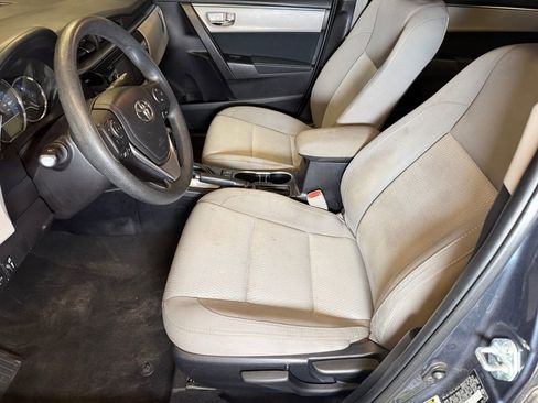 Used 2016 Toyota Corolla LE FWD image 19