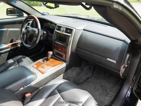 Used 2006 Cadillac XLR RWD image 89