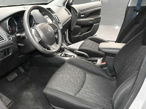 Used 2024 Mitsubishi Outlander Sport ES AWD/4WD image 14