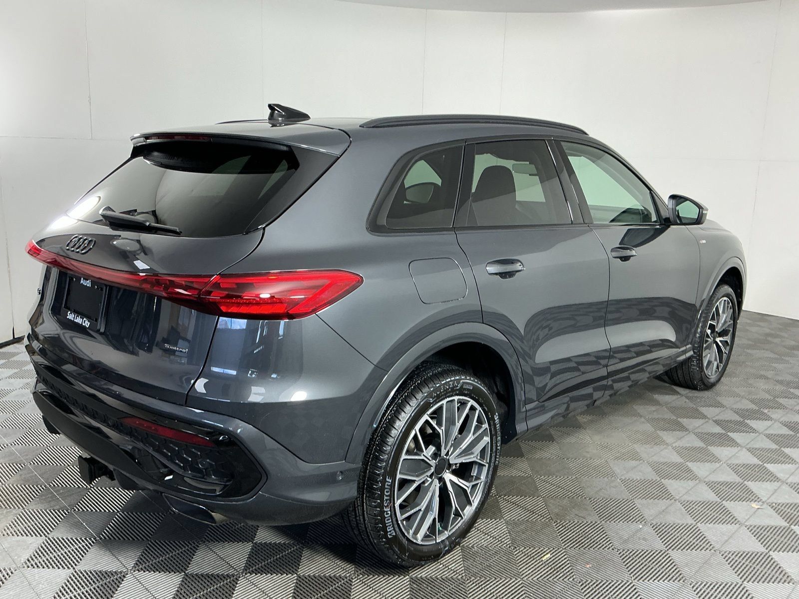 New 2026 Audi Q5 2.0T AWD/4WD image 9
