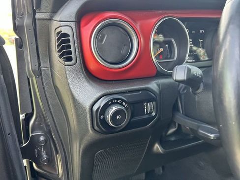 Used 2023 Jeep Wrangler Unlimited Rubicon w/ Xtreme 35 Tire Package AWD/4WD image 17