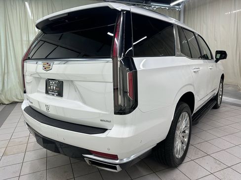 Used 2023 Cadillac Escalade Premium Luxury image 5