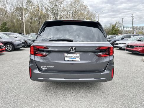 New 2026 Honda Odyssey EX-L image 5