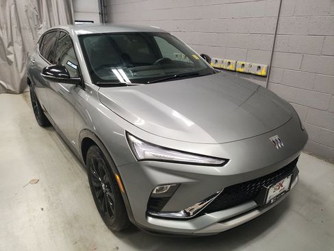 Used 2025 Buick Envista Sport Touring w/ Convenience I Package image 5