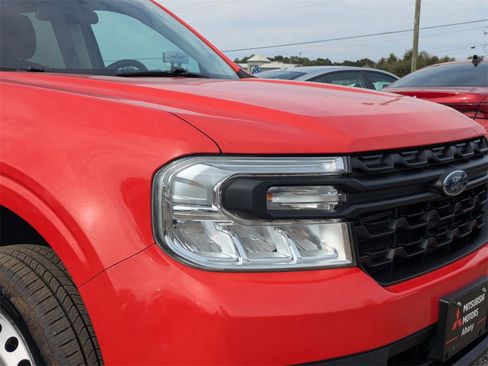 Used 2022 Ford Maverick XL image 9