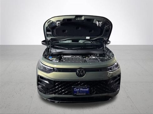 New 2026 Volkswagen Tiguan SE R-Line AWD/4WD image 22