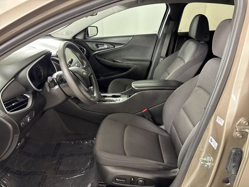 Used 2023 Chevrolet Malibu LT FWD image 24