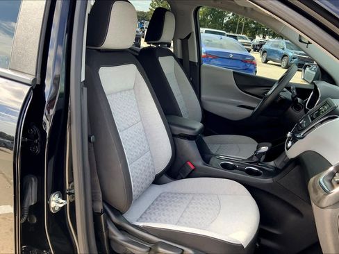 Certified 2024 Chevrolet Equinox LS image 8