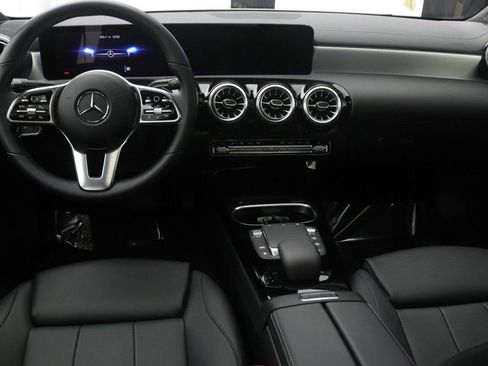 Certified 2023 Mercedes-Benz CLA 250 image 9