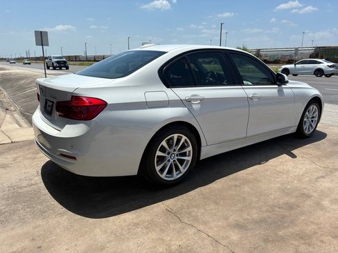 Used 2017 BMW 320i Sedan RWD image 20