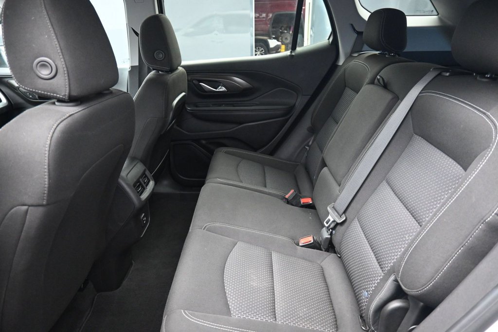 Used 2024 GMC Terrain SLE AWD/4WD image 22