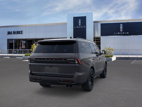 New 2026 Lincoln Navigator Reserve w/ Jet Appearance Package image 7