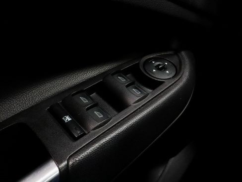 Certified 2018 Ford Escape SE image 24