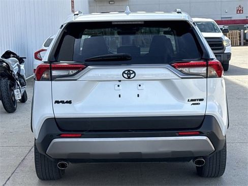 Used 2023 Toyota RAV4 Limited image 5