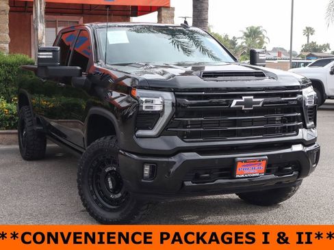 Used 2024 Chevrolet Silverado 2500 LTZ w/ LTZ Plus Package AWD/4WD image 2