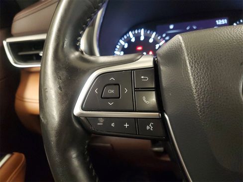 Certified 2021 Toyota Highlander Platinum image 22