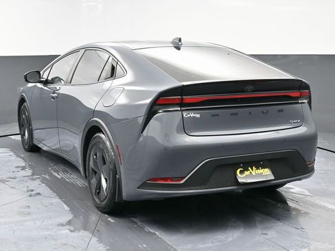 Used 2024 Toyota Prius LE image 7