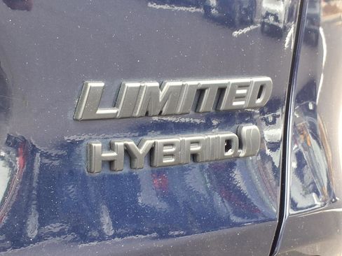 Used 2023 Toyota RAV4 Limited AWD/4WD image 34
