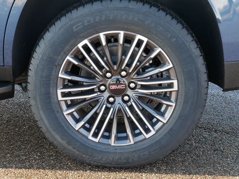 New 2026 GMC Yukon Elevation w/ LPO, Floor Liner Package image 3