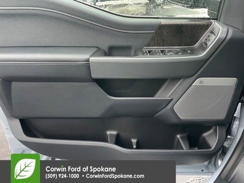 Certified 2024 Ford F250 Lariat w/ Chrome Package image 22