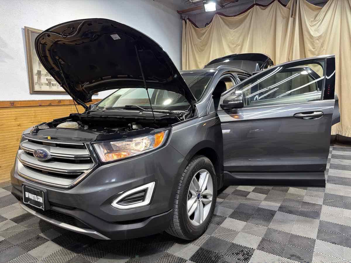 Used 2017 Ford Edge SEL w/ Equipment Group 201A FWD image 11