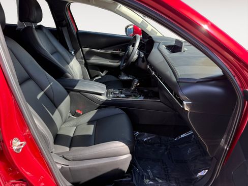 Used 2022 MAZDA CX-30 AWD 2.5 S w/ Preferred Package image 19