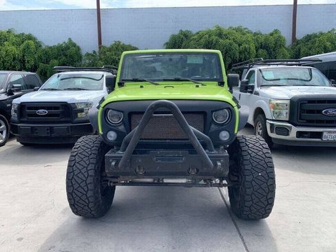 Used 2017 Jeep Wrangler Sport w/ Quick Order Package 24S AWD/4WD image 2