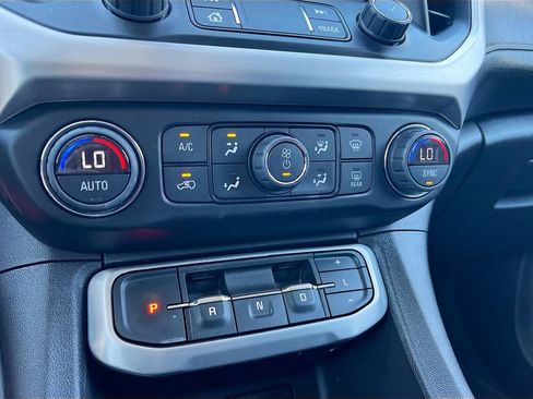 Used 2022 GMC Acadia SLE w/ Driver Convenience Package AWD/4WD image 15