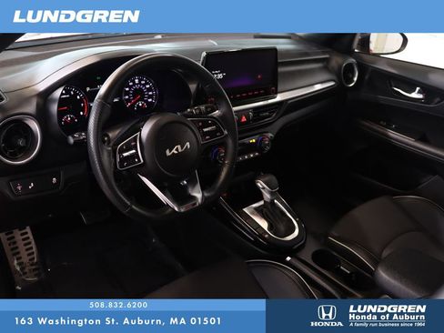 Used 2023 Kia Forte GT-Line FWD image 8