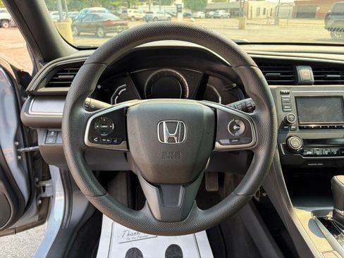 Used 2017 Honda Civic LX image 9