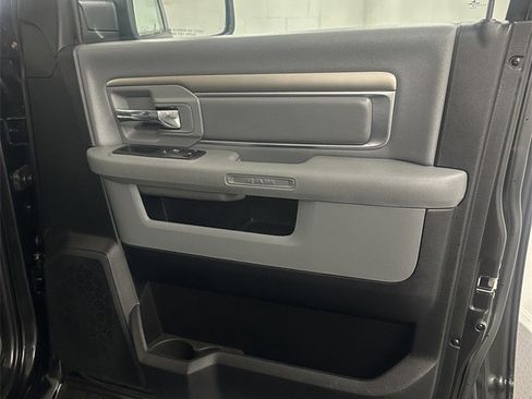 Used 2018 RAM 1500 Big Horn image 35