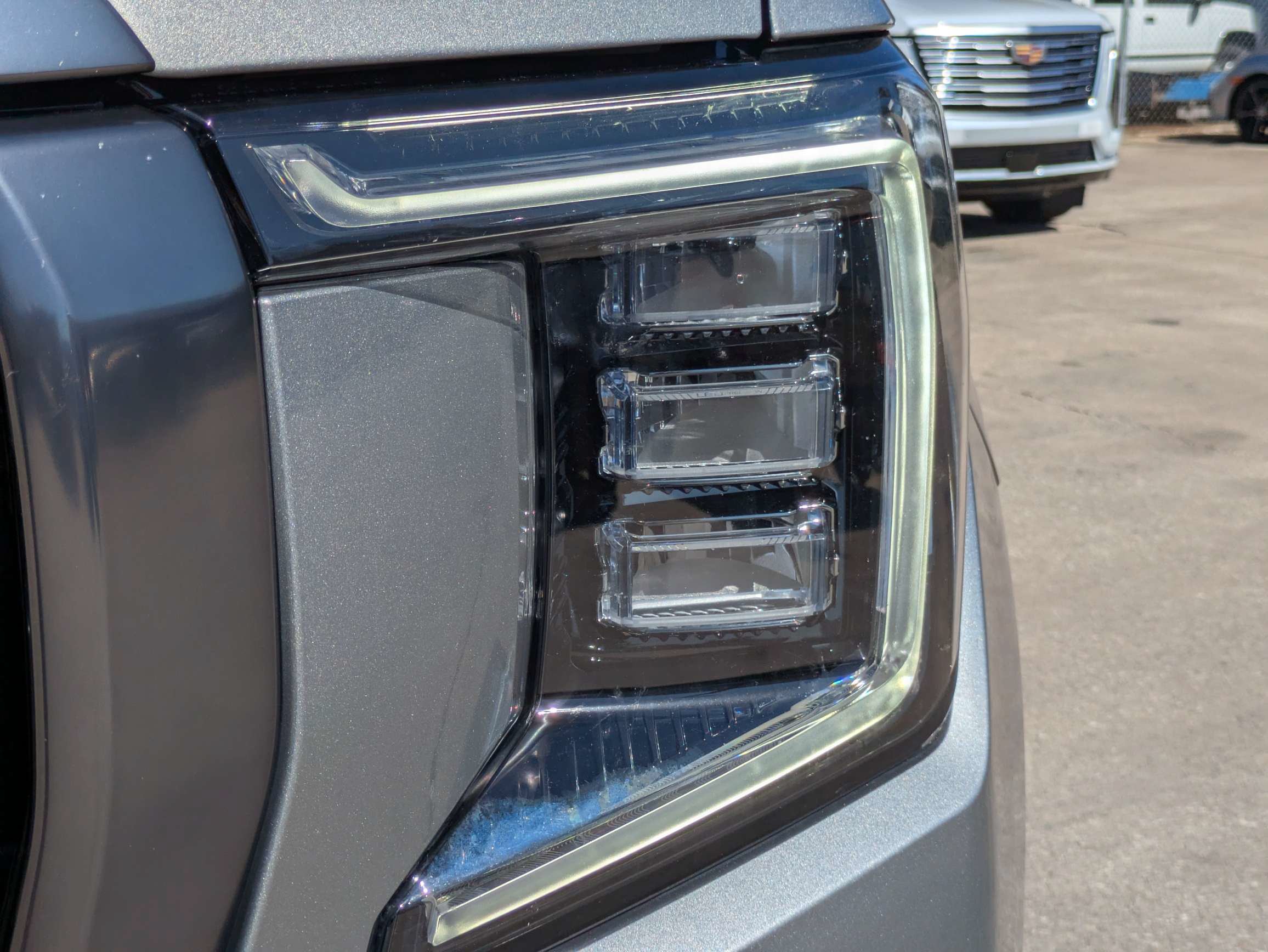 Used 2023 GMC Yukon AT4 w/ AT4 Premium Plus Package AWD/4WD image 31