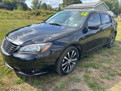 Used 2012 Chrysler 200 Touring w/ Sun/Sound Group