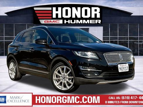 Used 2019 Lincoln MKC Reserve w/ MKC Technology Package FWD image 1