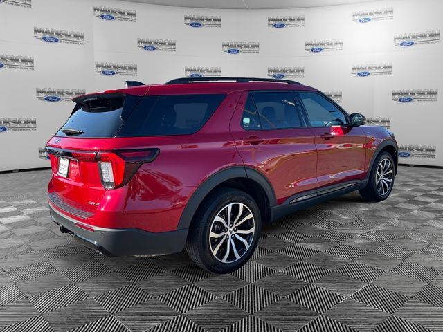 Used 2025 Ford Explorer ST-Line AWD/4WD image 5
