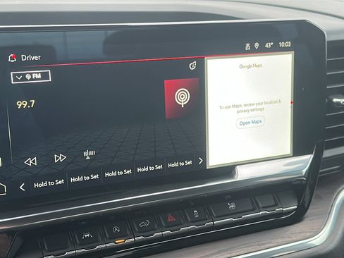 Used 2024 GMC Sierra 1500 SLT image 15