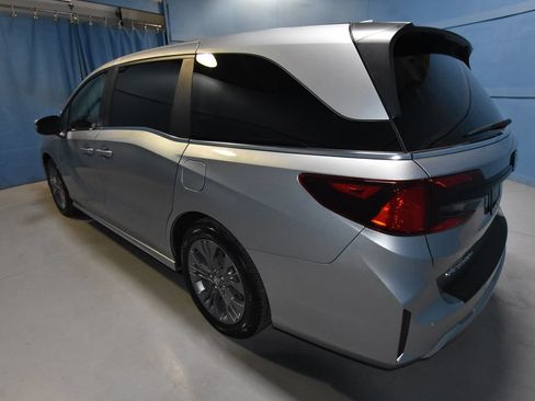 Used 2026 Honda Odyssey Touring image 31