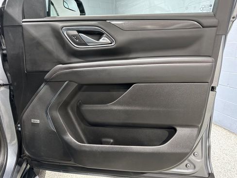 Used 2022 Chevrolet Tahoe RST AWD/4WD image 16
