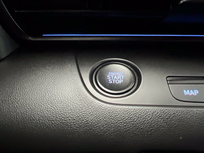 Used 2025 Hyundai Elantra SEL FWD image 24
